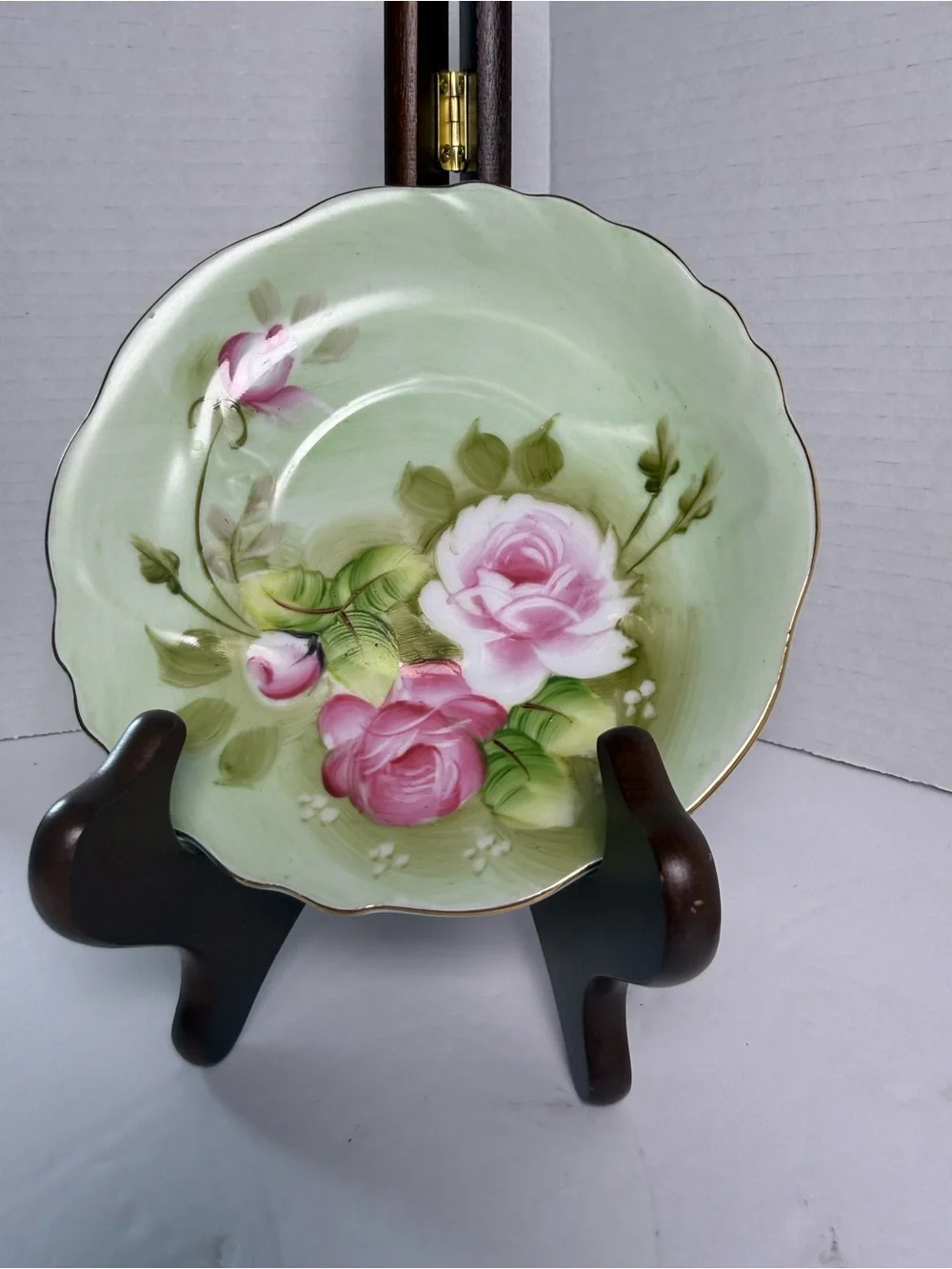 Decorative Rose-Print Porcelain Plate in Pink and Yellow lot of 3